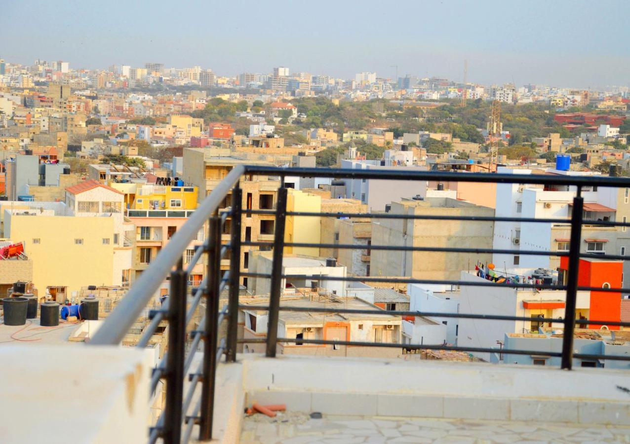 Confort Dakar